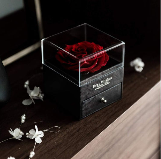 طقم هدية فخم مع علبة الوردة الخالدة
